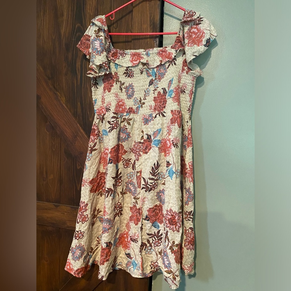 Off shoulder on shoulder dress